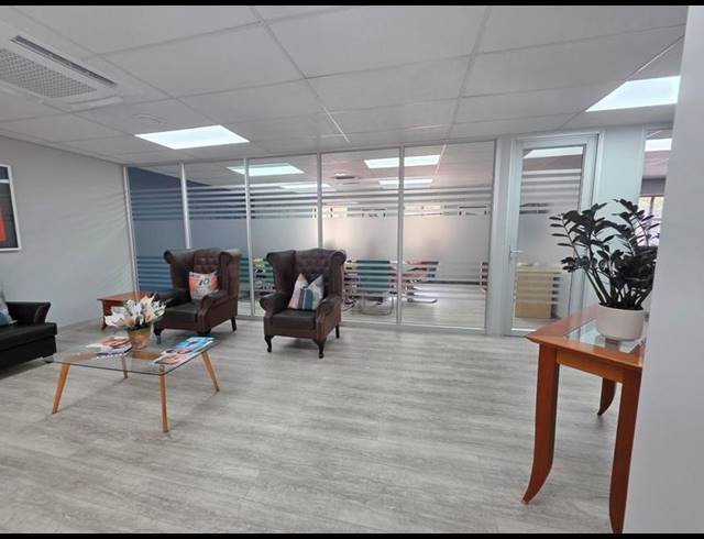 BUSINESS PROPERTY TO RENT IN FAERIE GLEN